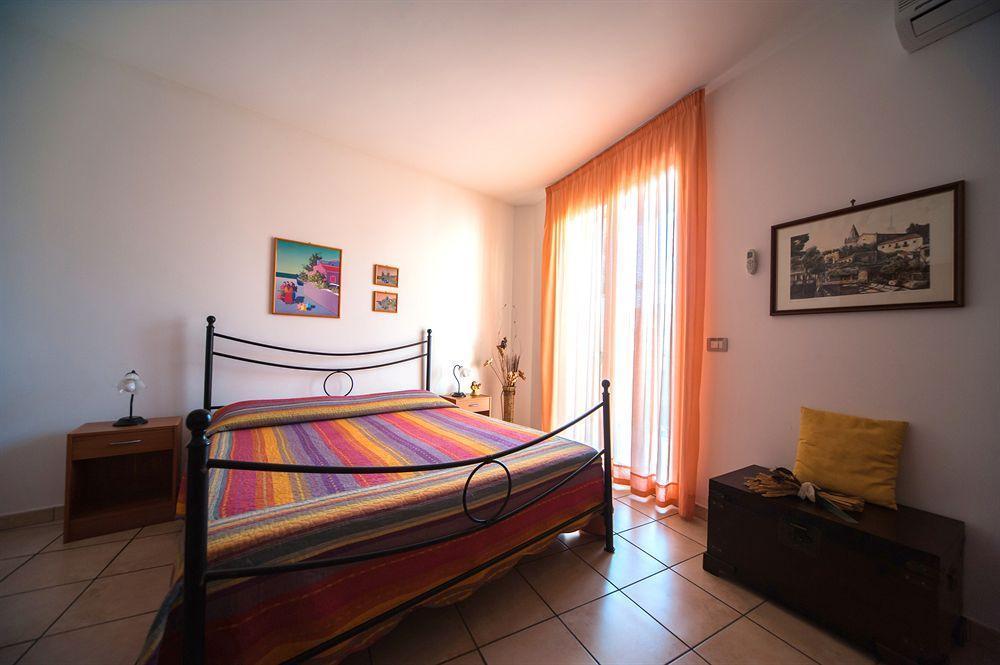 Fragolina B&B Furci Siculo Luaran gambar