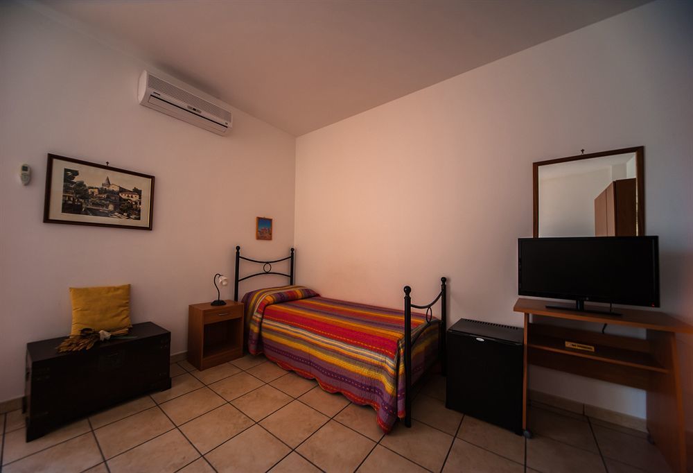 Fragolina B&B Furci Siculo Luaran gambar